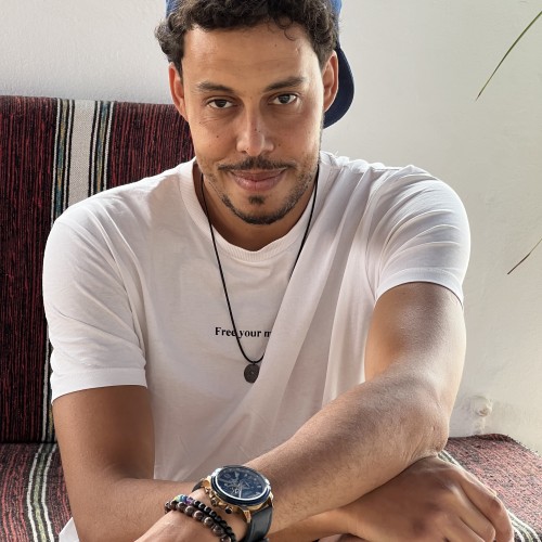 Jlil O. profile photo