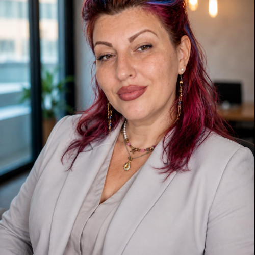 Isabela Cristina O. profile photo