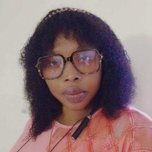 Esther R. profile photo