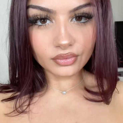 Chloe w. profile photo