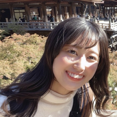 Hina I. profile photo