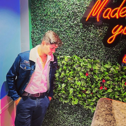 Tanway  T. profile photo