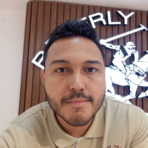 Angello r. profile photo