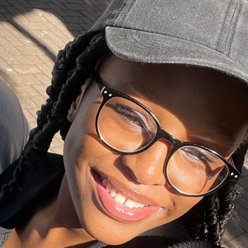 Minenhle J. profile photo