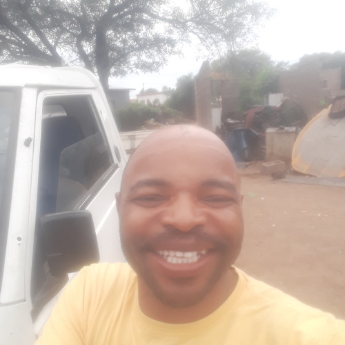 Ntamo Robert M. profile photo