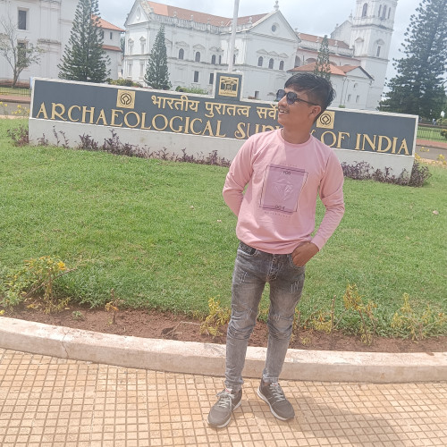 Makwana R. profile photo