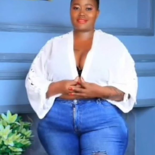 Hamidah  L.