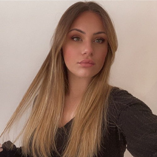 Laura A. profile photo