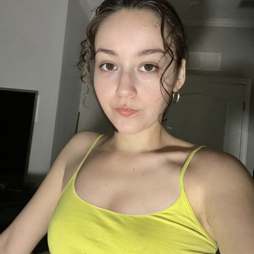 Emily R.
