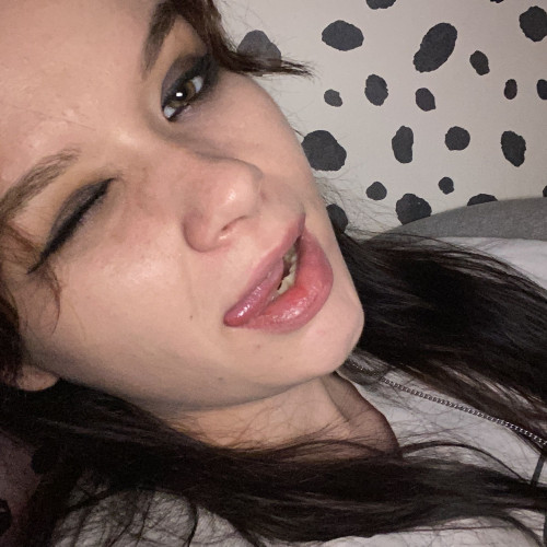 khloee m. profile photo