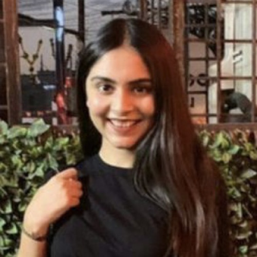 Roohi J. profile photo