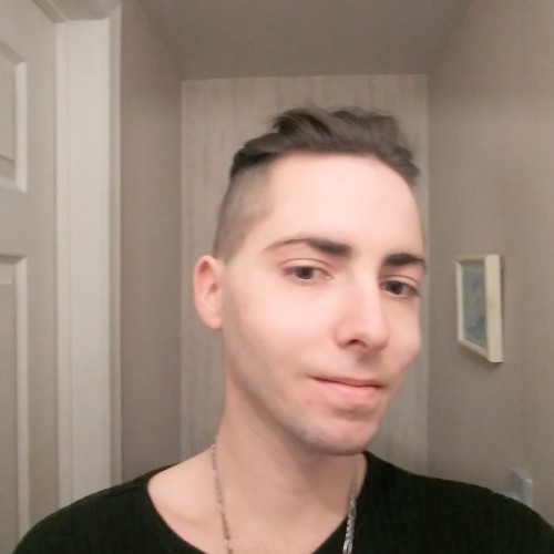 Cruz L.