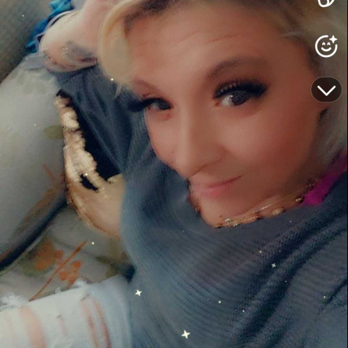 MelMarie M. profile photo