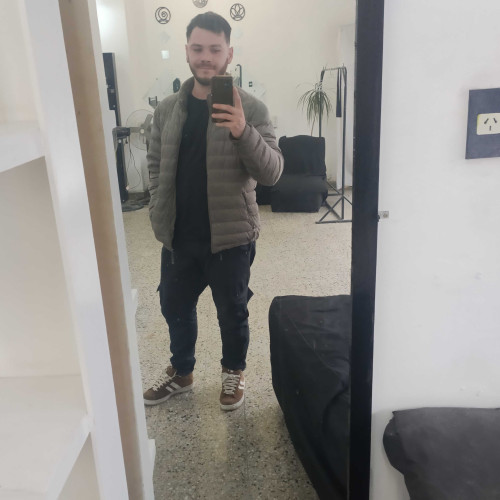 Carlos T. profile photo