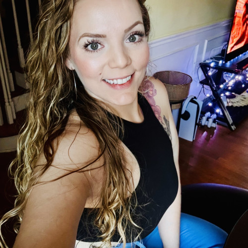 Whitnie  G. profile photo