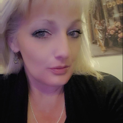 Angi D. profile photo