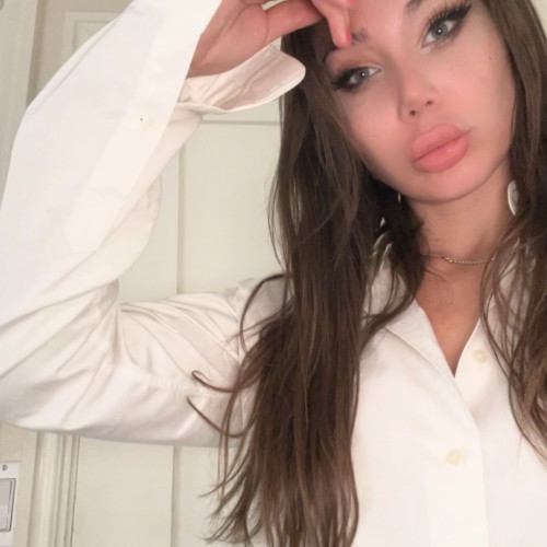 Yana H.