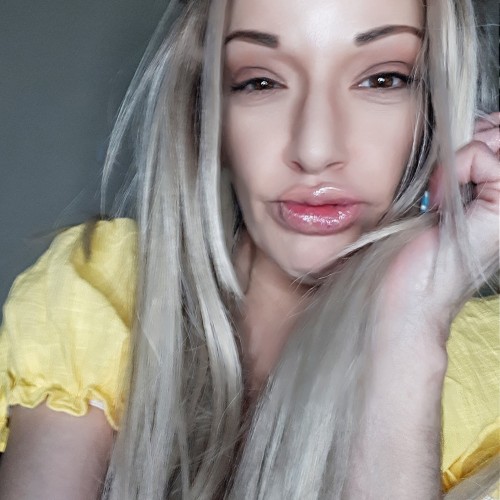 Erin R.