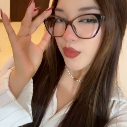 Luna L. profile photo