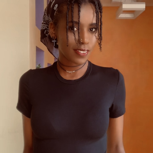 Neli C. profile photo
