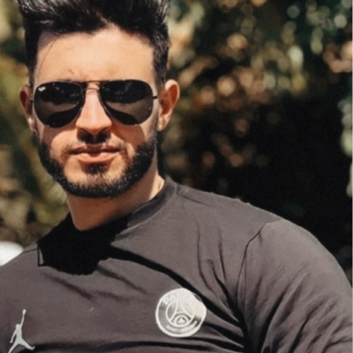 Mehdi B.