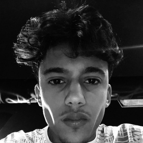 Amine  R. profile photo