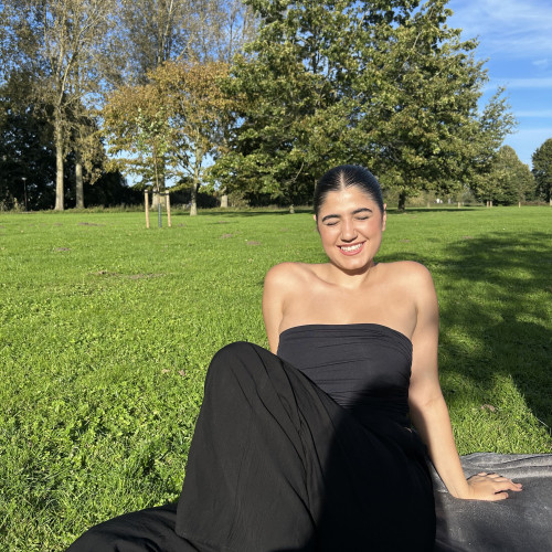 Izmira M. profile photo