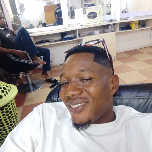 Tope  o. profile photo