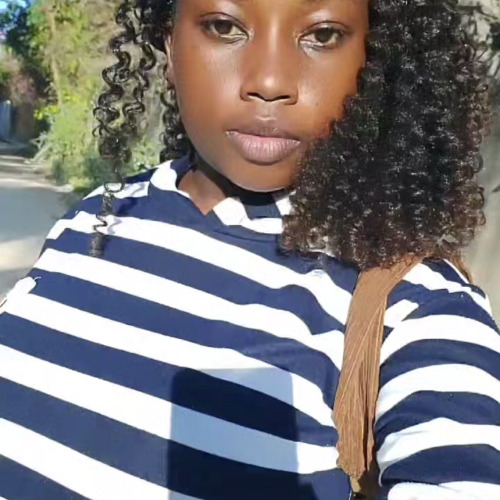 mary e. profile photo