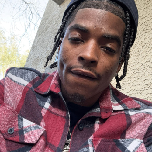 Willie  F. profile photo