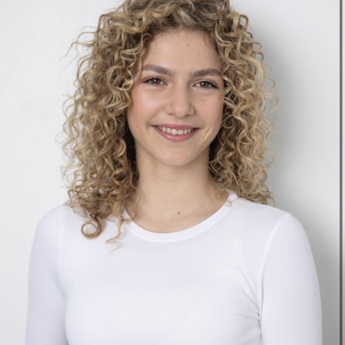 anita j. profile photo