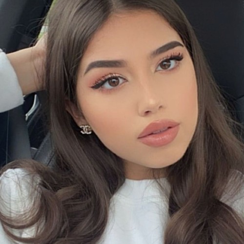 Imane T.