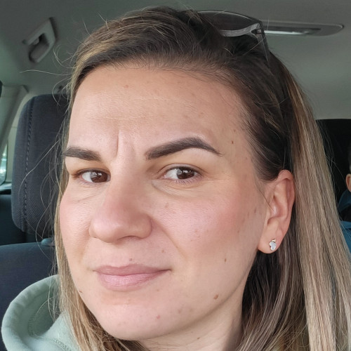 Iulia S. profile photo