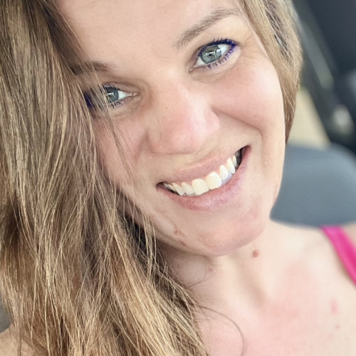 Hellena L. profile photo