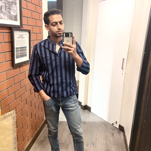 Manik M.