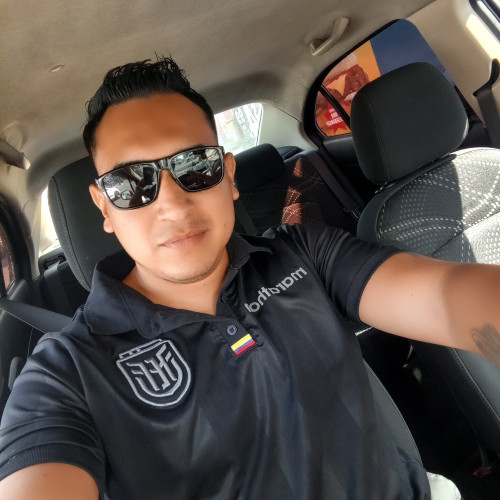 Carlos L. profile photo