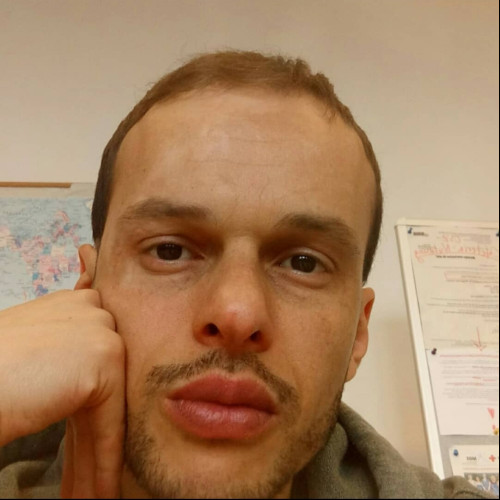 iLiR  M. profile photo