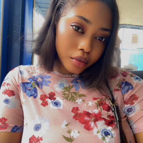 Julie E. profile photo