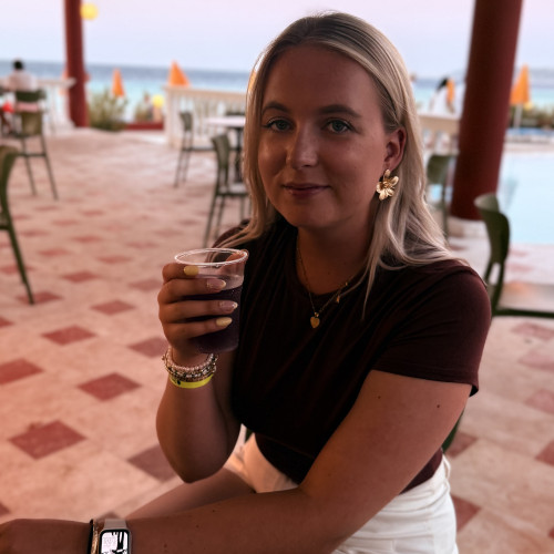 nicolette v. profile photo
