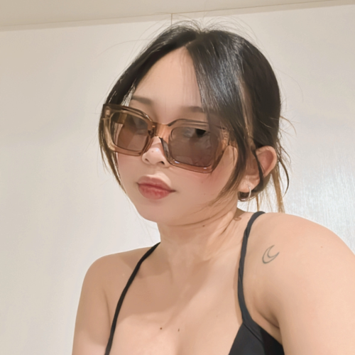Nana  G.