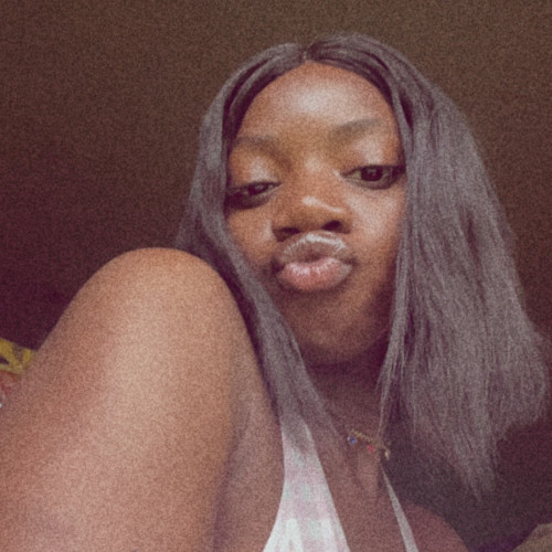 Chizzy R.
