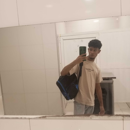 Jio H. profile photo