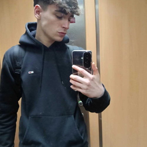 Lucas S.