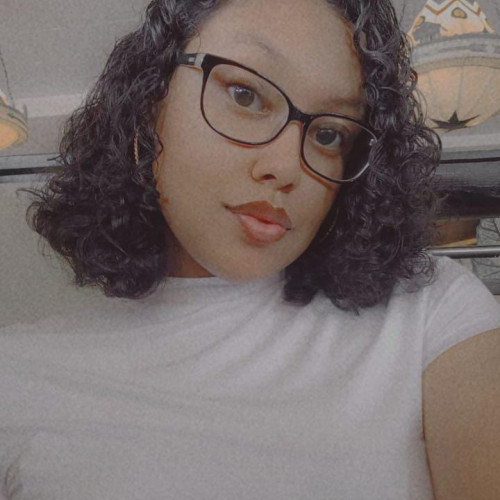 Tia R. profile photo