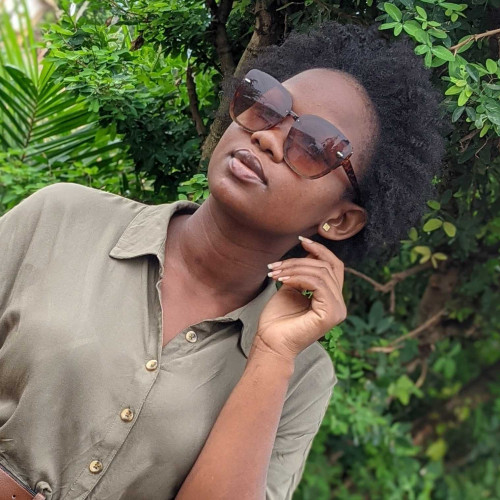 Dinah J. profile photo