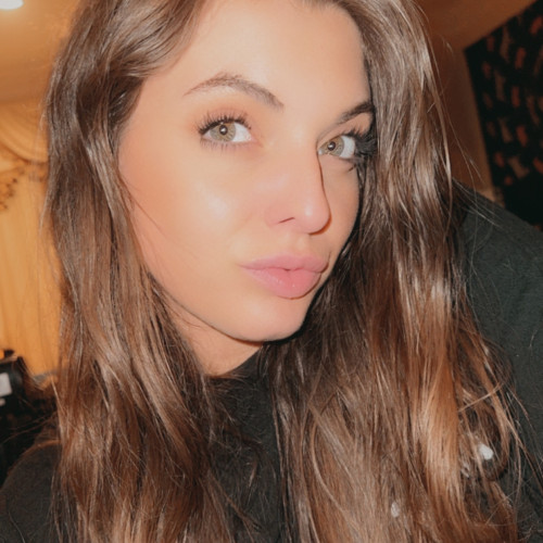 Isabel C.