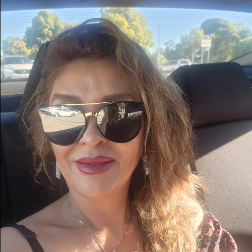 Pari M. profile photo