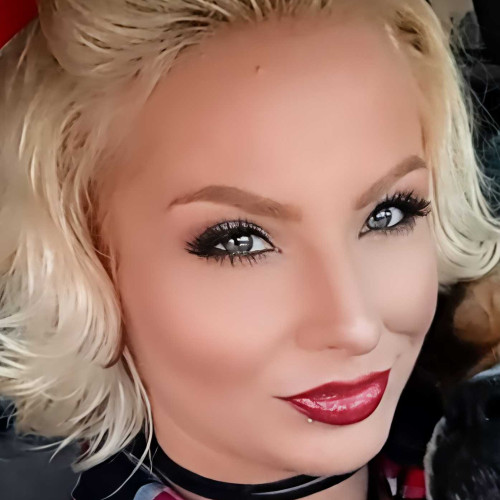 Amanda k. profile photo