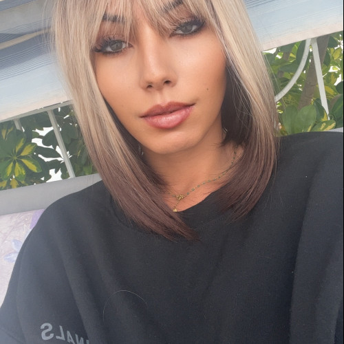 Shayane C.