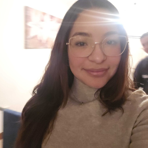 Estefani G. profile photo